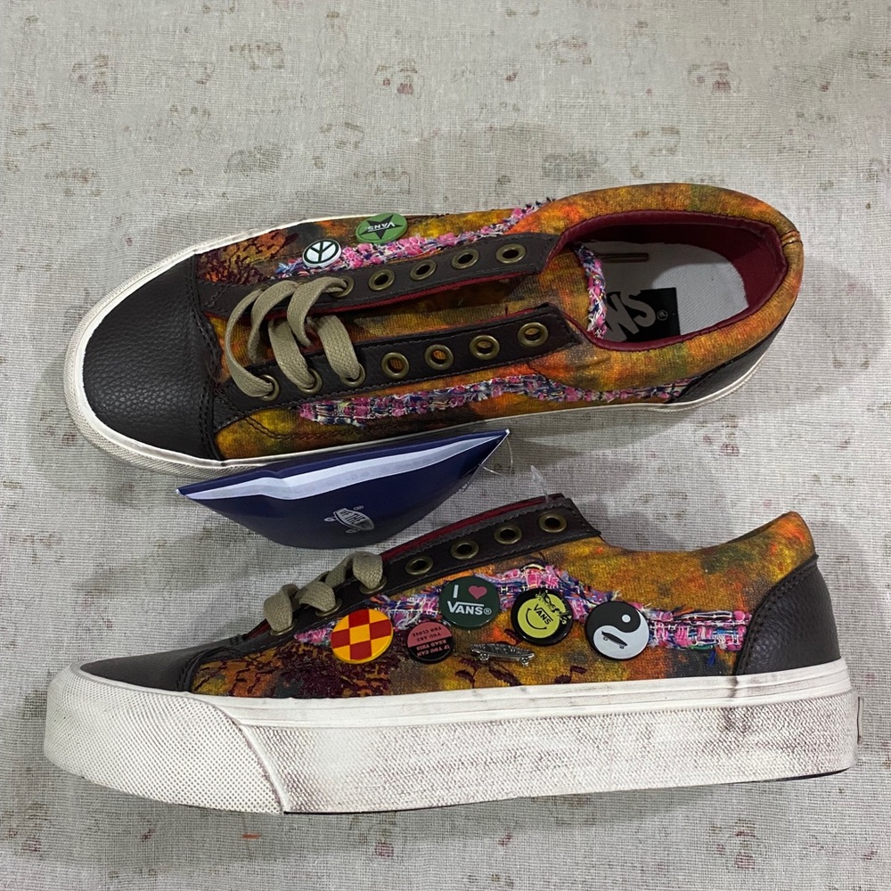 Vans Multicolor Low-Top Sneakers with Peace Patch - Picture 4 of 9